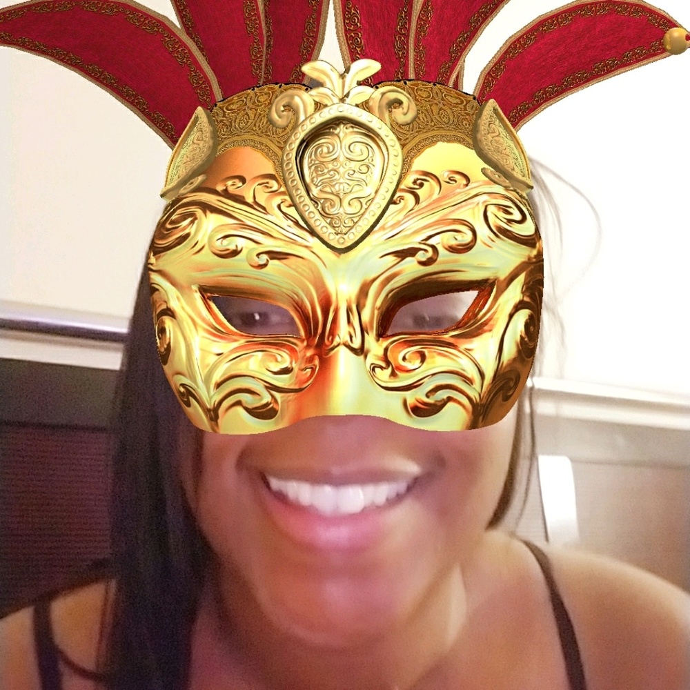 Meet your Posher, Donisha